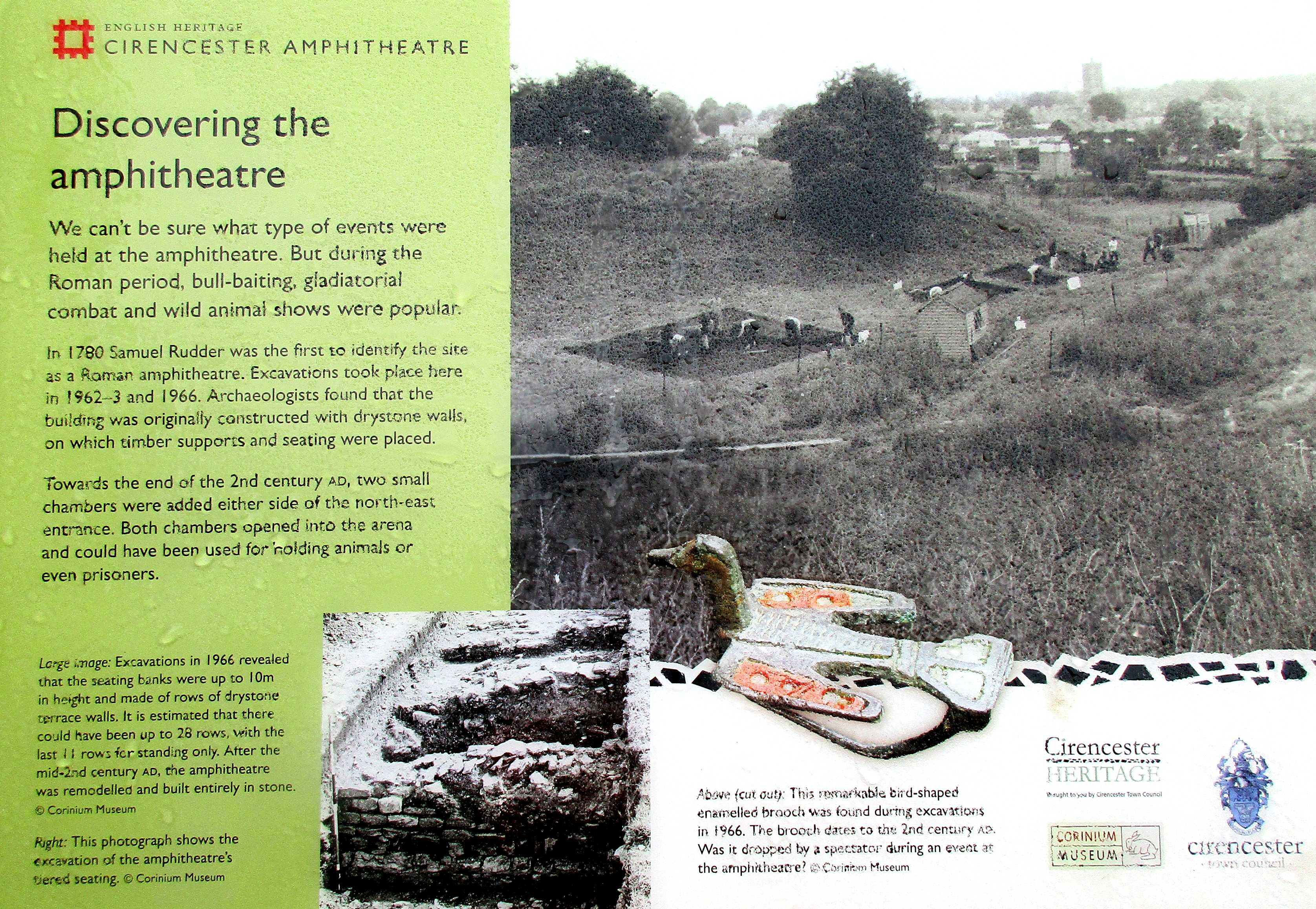 The 'Discovering ther amphitheatre' display.